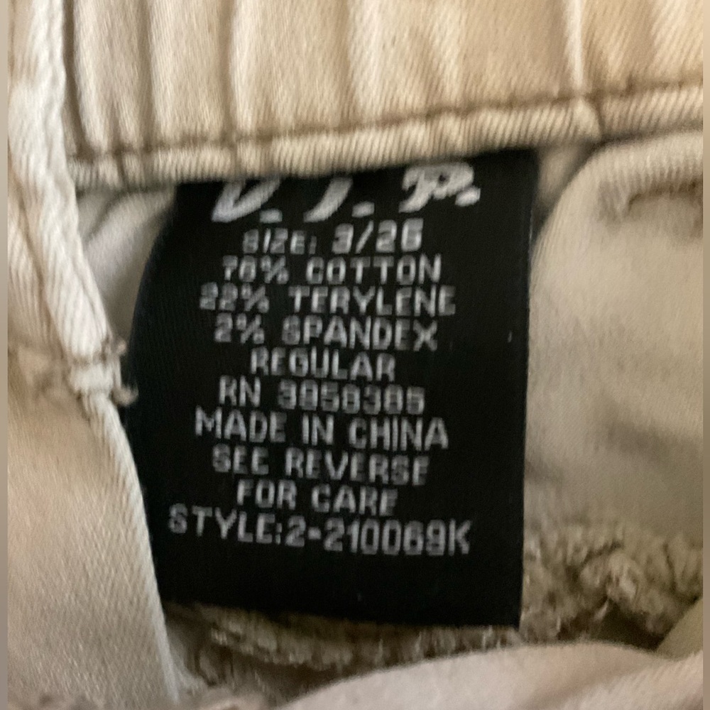 “V.I.P” jeans - Picture 2 of 3